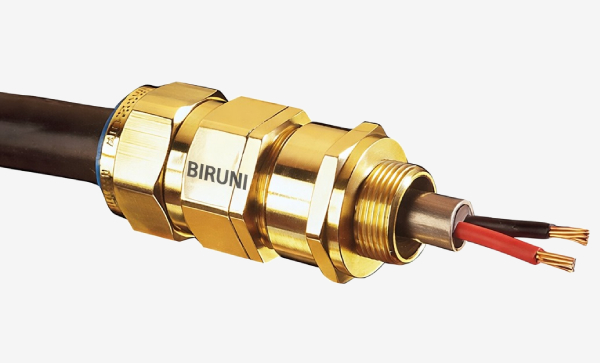 CW 3PT Cable Gland View 2